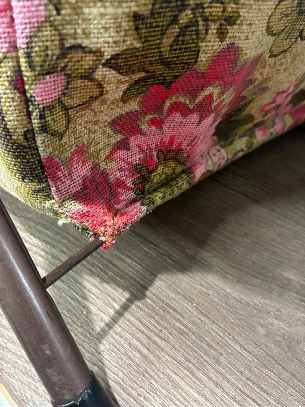 Vintage Cottagecore Foldable Sewing Knitting Magazine Caddy